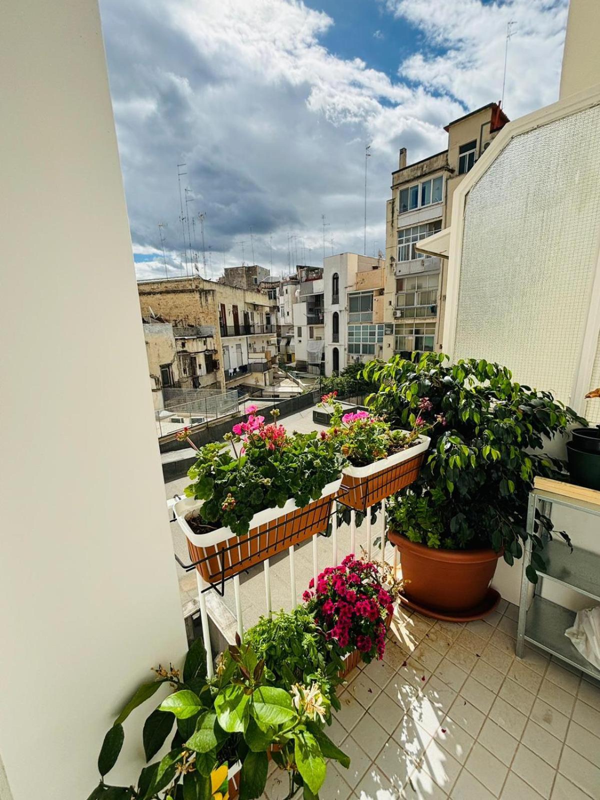 Apartamento 4 Seasons Signorile Bari Exterior foto